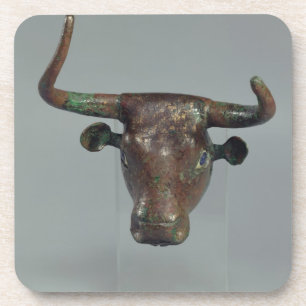 Posavasos Cabeza de un toro, con la inscripción sumeria