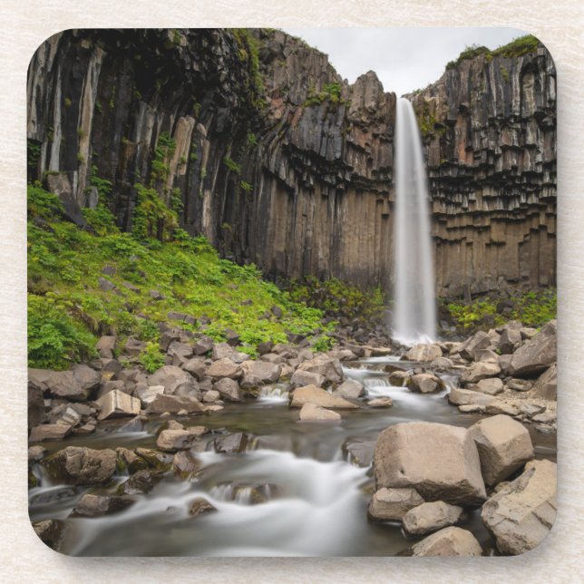 Posavasos Cataratas | Cascada Svartifoss, Islandia meridiona (Frente)