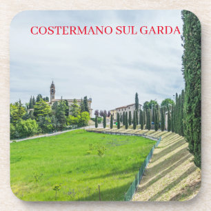 Posavasos Catastro con vistas a la iglesia de pueblo italian