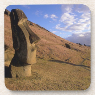 Posavasos Chile, Isla de Pascua. Hillside con Moai