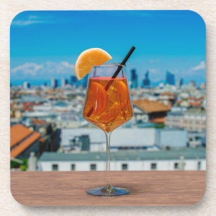 Posavasos Cóctel Spritz en una mesa con vistas a Milán