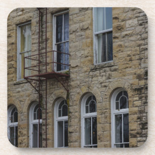 Posavasos Crescent Wall