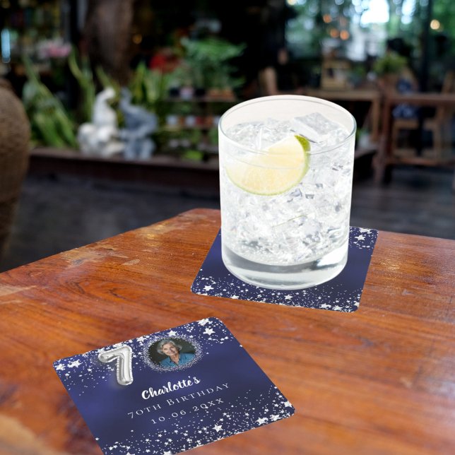 Posavasos Cuadrado De Papel 70° cumpleaños estrellas de plata azul marino (Subido por el creador)