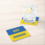 Posavasos Cuadrado De Papel Bebidas de copas de papel de la bandera de Ucrania<br><div class="desc">Papel de la bandera nacional de Ucrania en Kiev bebe tiras. Disponible en diferentes formas como cuadrado,  corazón o forma redonda. Ideal para pub,  café,  restaurante,  casa,  oficina y otros lugares. Diseño transferible a otros productos.</div>