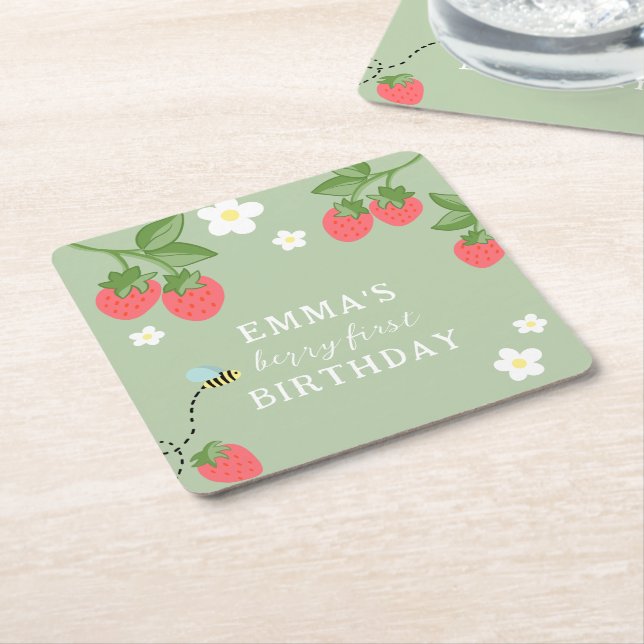 Posavasos Cuadrado De Papel Berry First Strawberry Birthday Party (En perspectiva)
