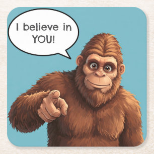 Posavasos Cuadrado De Papel Bigfoot Cree En Ti Señalando