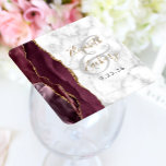 Posavasos Cuadrado De Papel Boda de guión de oro de mármol de Borgoña<br><div class="desc">Esta moderna y elegante montaña boda cuenta con un diseño de agate geodésico burdeos adornado con un falso purpurina de oro. Personalizar fácilmente el texto de la cita negra sobre un fondo de mármol gris y blanco, junto con los nombres de la novia y el novio con caligrafía de escritura...</div>