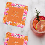 Posavasos Cuadrado De Papel Boda de verano floral de color rosa y Naranja<br><div class="desc">Estas elegantes tiras de papel,  con texto floral y personalizado rosa y naranja,  serían una gran adición a la celebración de su boda. Añade fácilmente tus propios detalles haciendo clic en la opción "personalizar".</div>