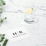 Posavasos Cuadrado De Papel Boda Monograma Novia Personalizado moderna y Groom<br><div class="desc">Elevar la elegancia de su celebración boda con nuestro Boda Monograma Moderno Personalizado Novia y Groom Square Paper Coasters. Estos modelos de moda y minimalistas embutidos presentan un diseño de monograma sencillo pero sofisticado en blanco y negro clásico, mostrando las iniciales de la novia y el novio. Perfecto para una...</div>