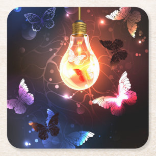 Posavasos Cuadrado De Papel Bombilla brillante con mariposas nocturnas