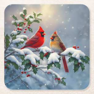 Posavasos Cuadrado De Papel Cardenales rojos y acebo en la nieve