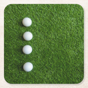 Posavasos Cuadrado De Papel Césped verde de golf con bolas de golf