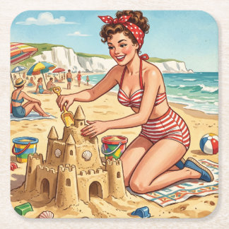 Posavasos Cuadrado De Papel Chica Pin Up Vintage Haciendo Castillo de Arena