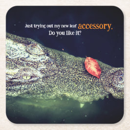 Posavasos Cuadrado De Papel Cocodrilo en el agua