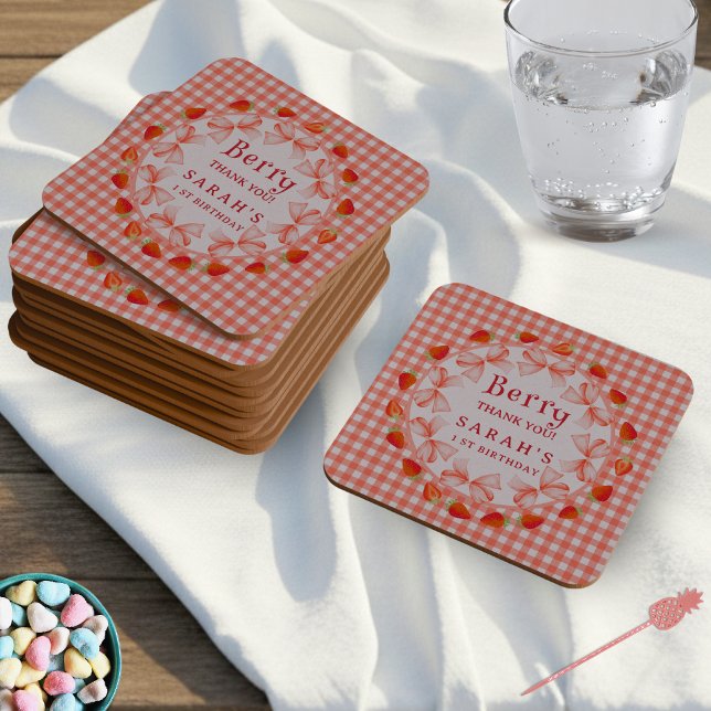 Posavasos Cuadrado De Papel Coquette Berry First Birthday Red Gingham  (Coquette Berry First Birthday Red Gingham Square Paper Coaster)