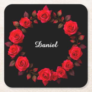 Posavasos Cuadrado De Papel Corona floral de rosa roja sobre fondo negro