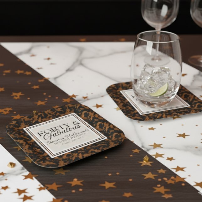 Posavasos Cuadrado De Papel Cumpleaños divertido de caparazón de tortuga cuare (This Fun Tortoise Shell Birthday Forty and Fabulous birthday coasters are fun for all!)