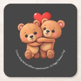 Posavasos Cuadrado De Papel Dos personalizados se abrazan.