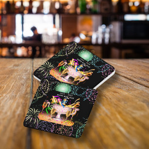 Posavasos Cuadrado De Papel El Fiesta de Nochevieja se anima por un fondo negr