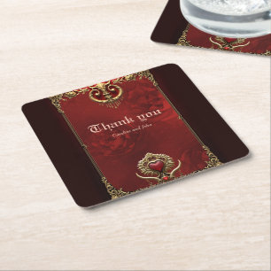 Posavasos Cuadrado De Papel Elegancia en rojo luster con un corazón ornamentad