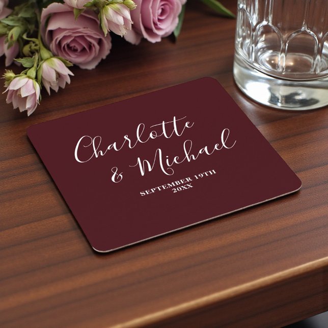 Posavasos Cuadrado De Papel Elegant Deep Burgundy Script Minimalist Wedding (Subido por el creador)