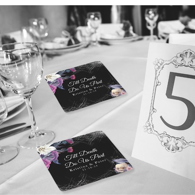 Posavasos Cuadrado De Papel Elegante Boda de cráneo floral gótico morado negro (Subido por el creador)