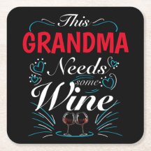 Esta abuela necesita algo de vino