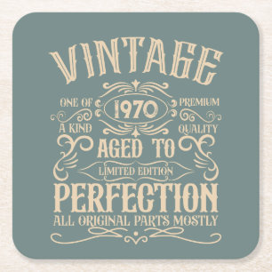 Posavasos Cuadrado De Papel Etiqueta de whisky de cumpleaños vintage personali