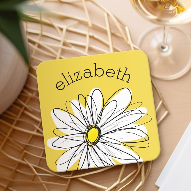 Posavasos Cuadrado De Papel Gimnasio amarillo y blanco con texto Personalizado (Personalized Coaster with a whimsical daisy)