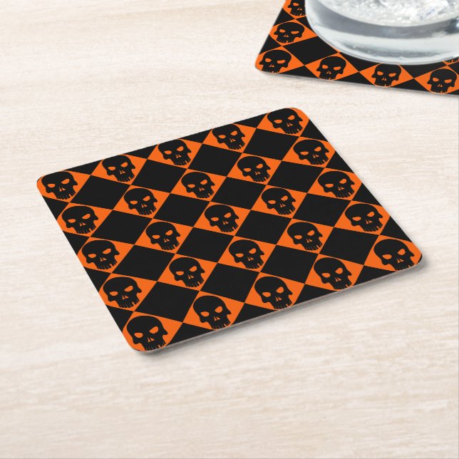 Posavasos Cuadrado De Papel Halloween Black Skulls Coaster (En perspectiva)