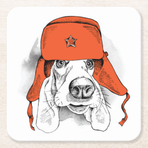 Posavasos Cuadrado De Papel Herido de Basset Gorra Rojo Ushanka