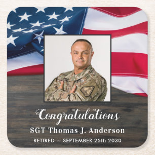 Posavasos Cuadrado De Papel Jubilación militar con bandera estadounidense patr