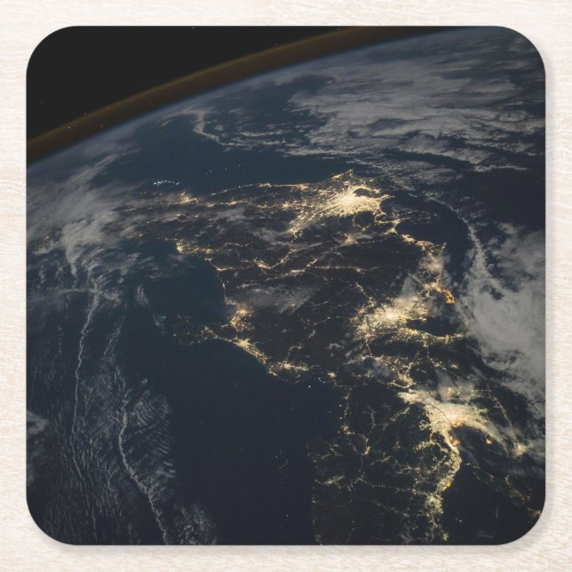 Posavasos Cuadrado De Papel La Ciudad Se Ilumina Por La Noche En Japón. (Anverso)