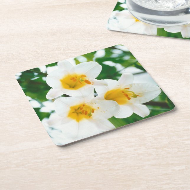 Posavasos Cuadrado De Papel Lilis blancas - Lilium candidum de flores de lirio (En perspectiva)