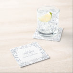 Posavasos Cuadrado De Papel Moderno Dusty Blue Snowflake Winter Bridal Shower<br><div class="desc">Presentamos la sensacional modernidad Dusty Blue Snowflake Winter Bridal Shower Square Paper Coaster! Esta creación encantadora es la adición perfecta a su mágico romanticismo invernal. ¿Estás listo para llevar tu ducha de novia al siguiente nivel de elegancia? Imaginen un día de invierno, una suave nevada y una acogedora reunión de...</div>