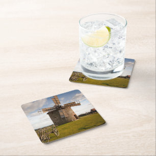 Posavasos Cuadrado De Papel Molino de viento en campo verde y nubes blancas y 