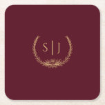 Posavasos Cuadrado De Papel Monograma del Boda floral de oro de Borgoña<br><div class="desc">Esta montaña de papel cuadrado de boda floral de oro de color burdeos tiene un magnífico y sofisticado entorno de merlot oscuro con una elegante caligrafía de oro y adornos florales dorados. La historia de color de joyas y los acentos dorados del boho botánico, junto con un guión delicado mínimo,...</div>