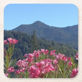 Posavasos Cuadrado De Papel Montañas de papel de Tamalpais con flores rosas