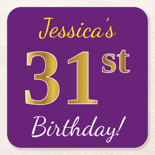 Posavasos Cuadrado De Papel Morado, Faux Gold 31st Birthday + Nombre personali (Anverso)