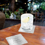 Posavasos Cuadrado De Papel Nombramiento de plata<br><div class="desc">Una montaña rusa para una fiesta de cumpleaños glamurosa (o de cualquier edad). Un falso fondo plateado con confeti. El texto: Personalice y agregue una fecha,  nombre y edad.</div>