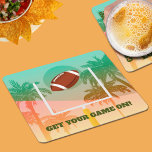 Posavasos Cuadrado De Papel Palmeras y levantamientos de fútbol<br><div class="desc">A los fans de COASTERS les encantará ver palmeras y jugar al fútbol navegando por las alturas. Perfecto para el gran juego. Invitaciones para fiestas,  platos,  servilletas y más en nuestra tienda.</div>