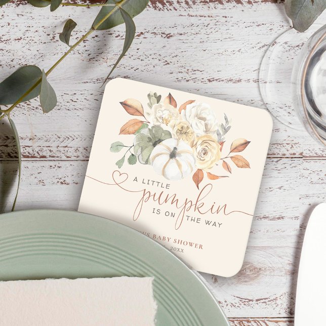 Posavasos Cuadrado De Papel Pequeño calabaza caída Baby Shower floral (A little pumpkin is on the way fall rustic baby shower perfect way to celebrate a mom to be.)
