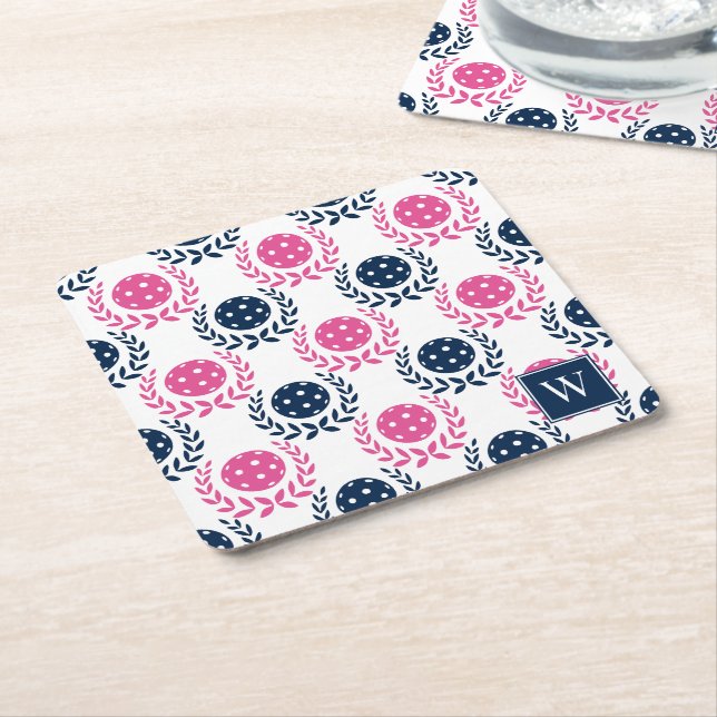 Posavasos Cuadrado De Papel Preppy Pickleball Laurel Wreath –Navy & Hot Pink (En perspectiva)