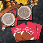 Posavasos Cuadrado De Papel Rojo de fútbol americano<br><div class="desc">En las tardes de papel de personalizable aparece un fútbol americano en rojo y las palabras "¡Es el Día del Juego!" junto con tu apellido. MÁS colores y elementos coincidentes en nuestra tienda.</div>
