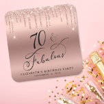 Posavasos Cuadrado De Papel Rosa Purpurina de Oro 70 cumpleaños<br><div class="desc">Máster de moda para su fiesta de cumpleaños 70 con "70 & Fabulous" en un guión de caligrafía, un rosa de fondo de Relieve metalizado de imitación de oro y un rosa purpurina de imitación de oro. Ideal para la decoración de las mesas, que los clientes pueden llevarse a casa...</div>