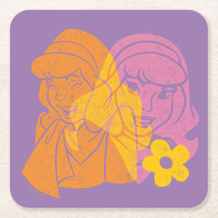 Posavasos Cuadrado De Papel Scooby-Doo Retrato de flores de Daphne