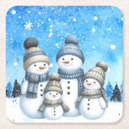 Posavasos Cuadrado De Papel Una familia de muñecos de nieve en la nieve