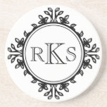 Posavasos De Arenisca 3 monograma letra real borde de hoja blanca negra<br><div class="desc">Conmemorar a su boda o aniversario con esta pascua fácil de tomar para personalizares. Las letras de monograma están fijadas en un tipo de letra clásico, con un borde decorativo redondo con hojas. Cierta letra del alfabeto puede ocupar más o menos espacio, El Cliente puede ajustar la posición de la...</div>