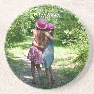 Posavasos De Arenisca Amistad de hermanas en el país de la Primavera Rus