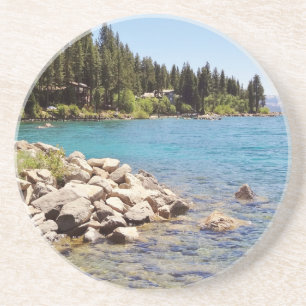 Posavasos De Arenisca Las aguas claras del lago Tahoe con las montañas